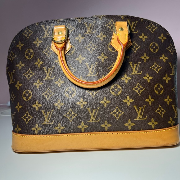 Sold on IG ❣️❣️❣️Alma pm - Picture 5 of 16